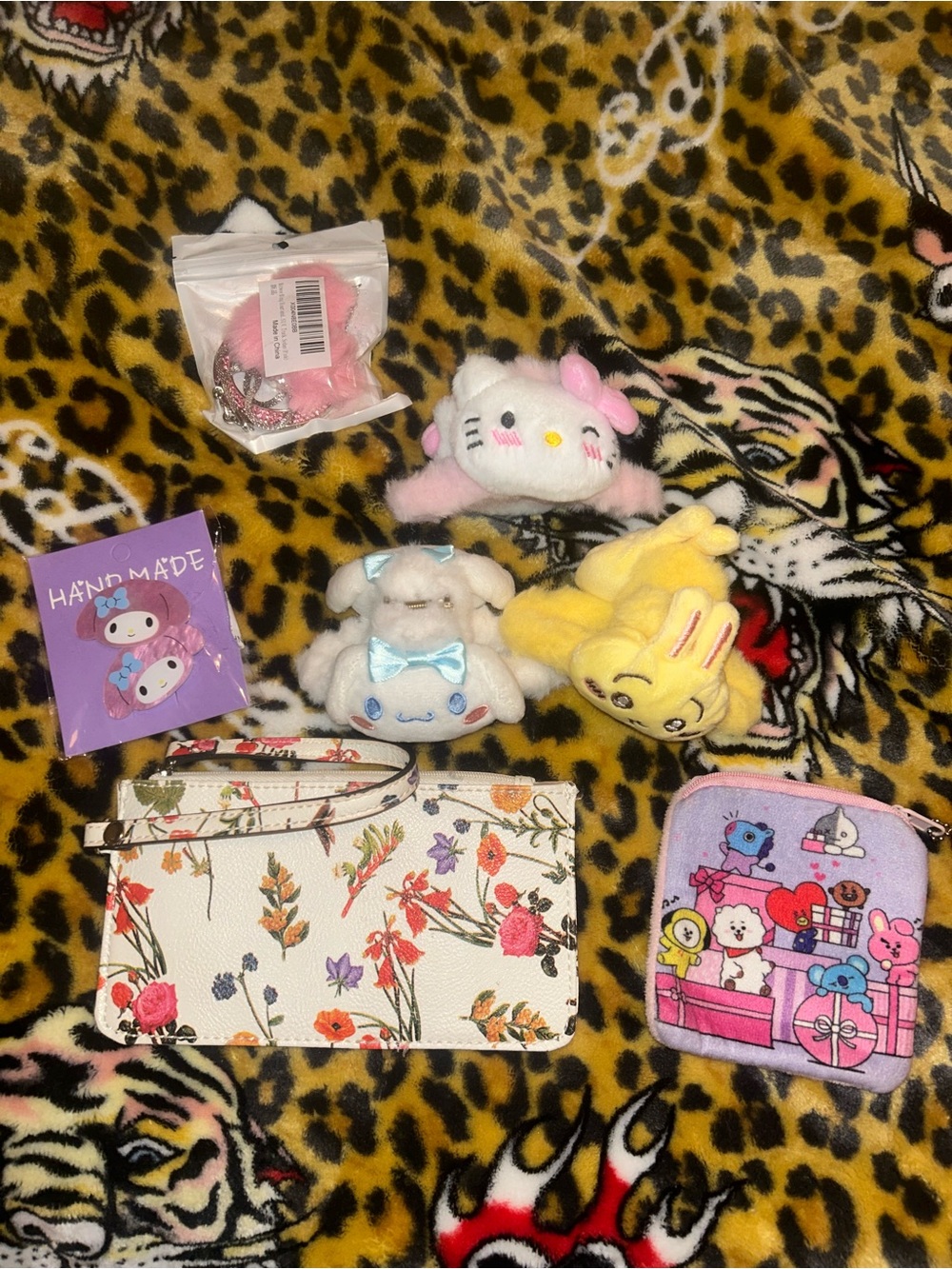 Cute Kawaii Accessories - random items :3